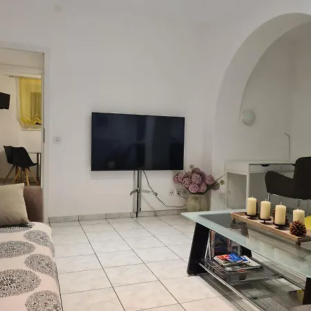 Renovierte Im Zentrum Von Appartamento *