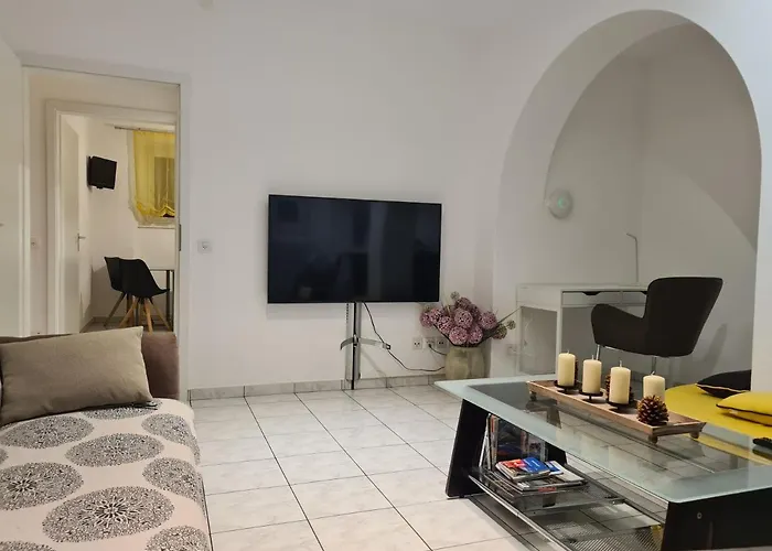 Renovierte Im Zentrum Von Appartamento *